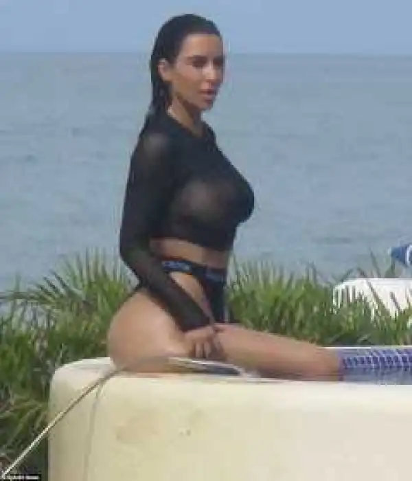 Photos: Kim Kardashian shows of her bikini body while on vacation in Mexico